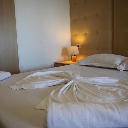 Freskia Resort Velipojë Esterno foto